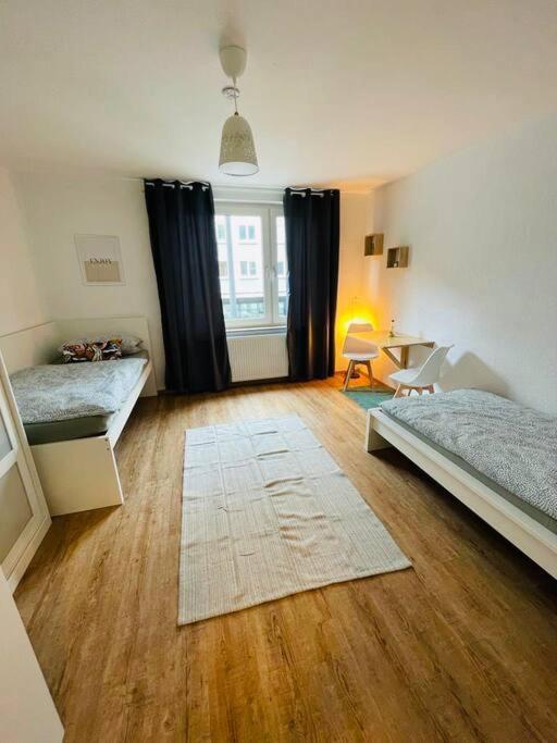 Schickes Messe Appartement Mitten In Essen Exteriér fotografie